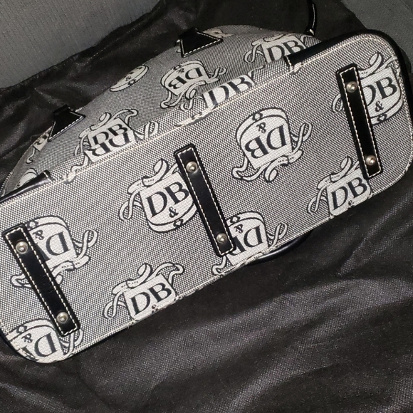 D & B Crest Print DB Logo Signature Dome - Picture 6 of 8